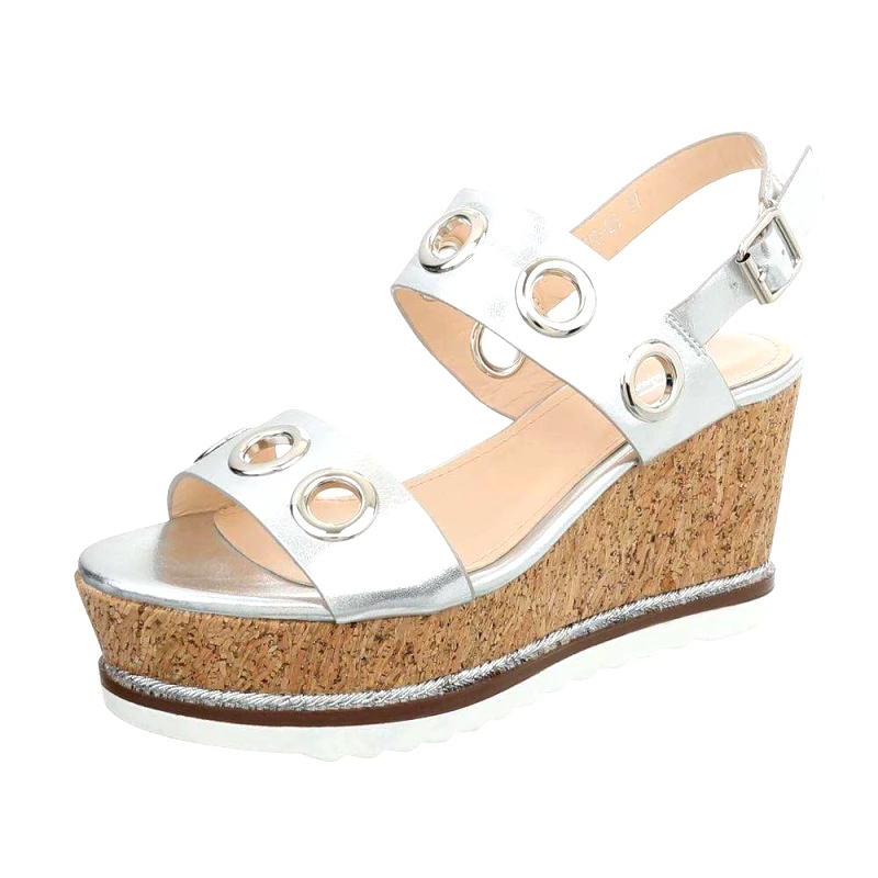 LD shoes Γυναικείες πλατφόρμες με μεταλλικές λεπτομέρειες - Ασημί 0682-Ασημί