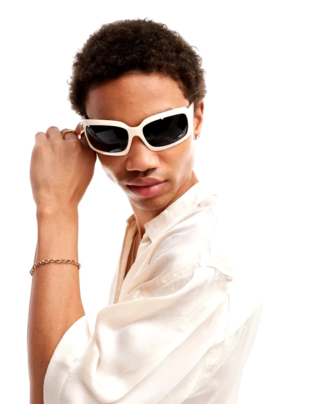 ASOS DESIGN ASOS DESIGN square sunglasses in cream-White
