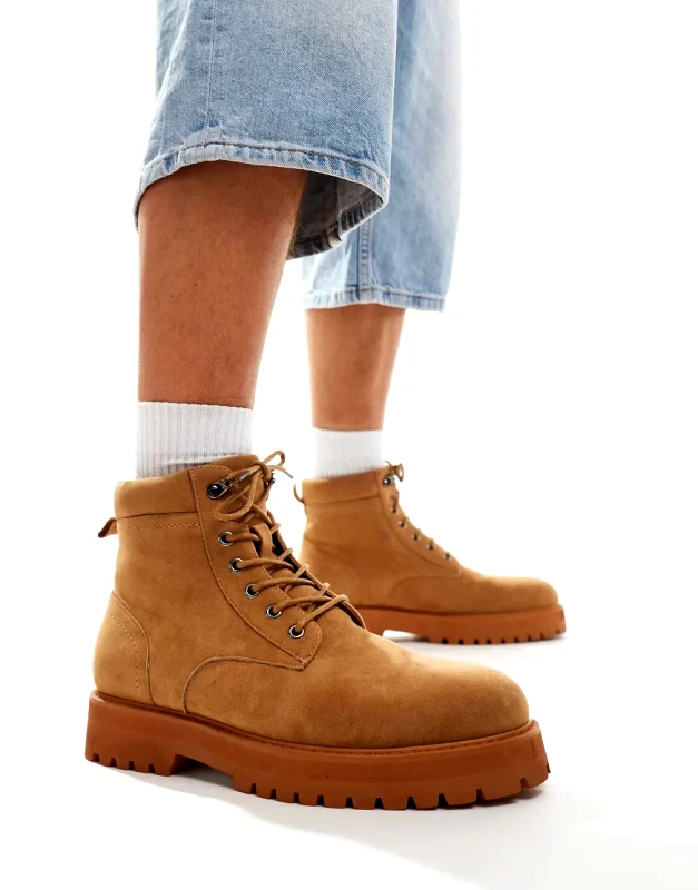 ASOS DESIGN ASOS DESIGN lace up worker boots in tan-Brown