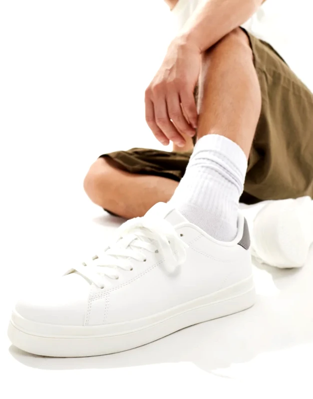 Pull&Bear Pull&Bear lace up back tab trainer in white
