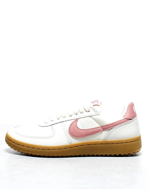 Nike Nike Field General trainers in white and pink
