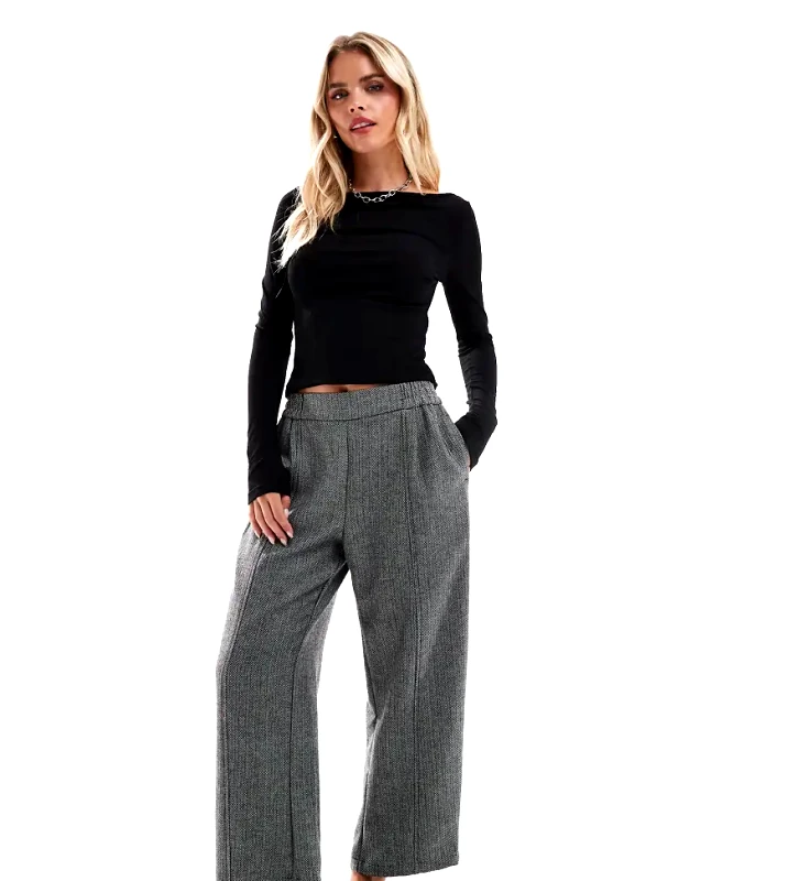 ASOS Petite ASOS DESIGN Petite barrel leg pull on tailored trouser in grey-Black