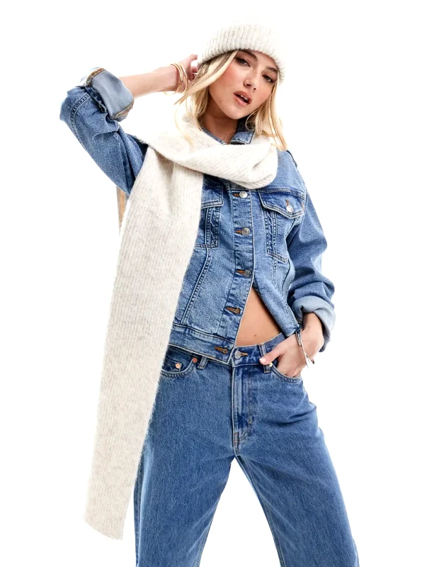 ASOS DESIGN ASOS DESIGN scarf with wool rib in cream-Multi