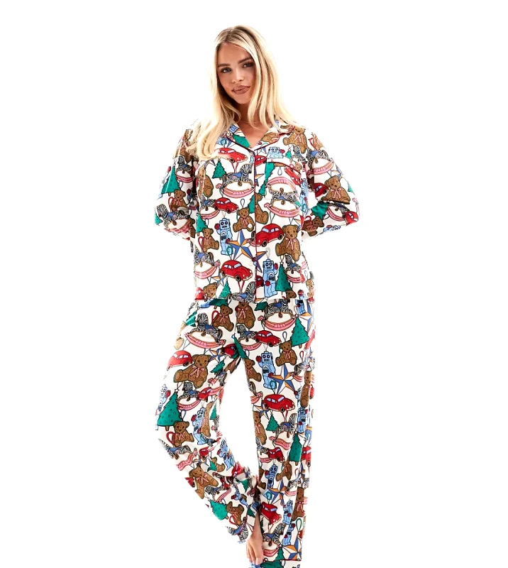 Chelsea Peers Petite Chelsea Peers Petite poly Christmas toy bauble print satin long sleeve revere and trouser pyjama set in multi