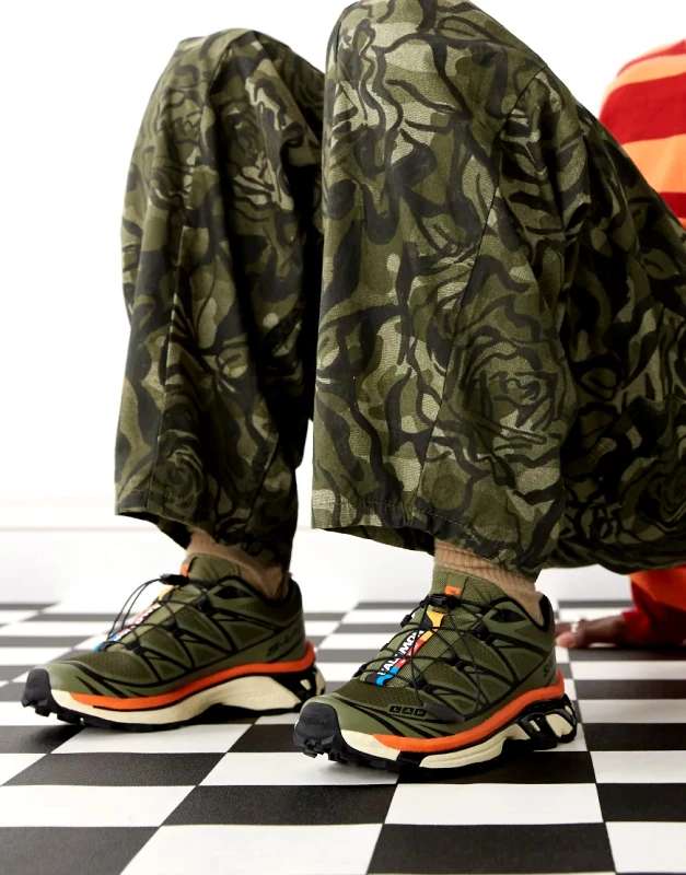 Salomon Salomon XT-6 trainers in khaki-Green