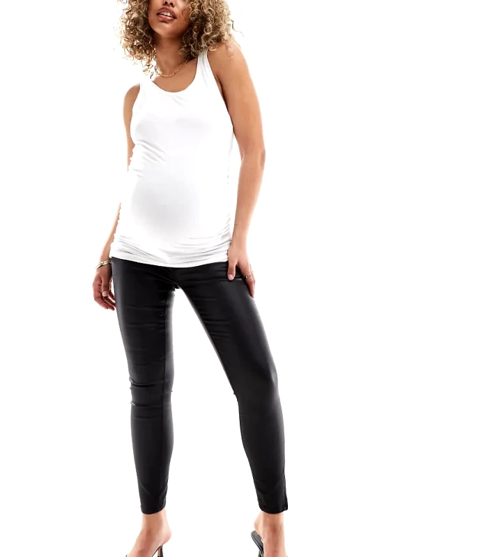 Only Maternity ONLY Maternity Kendell coated skinny jeans in black