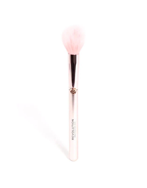 Revolution Revolution Create Soft Focus Brush R6-No colour