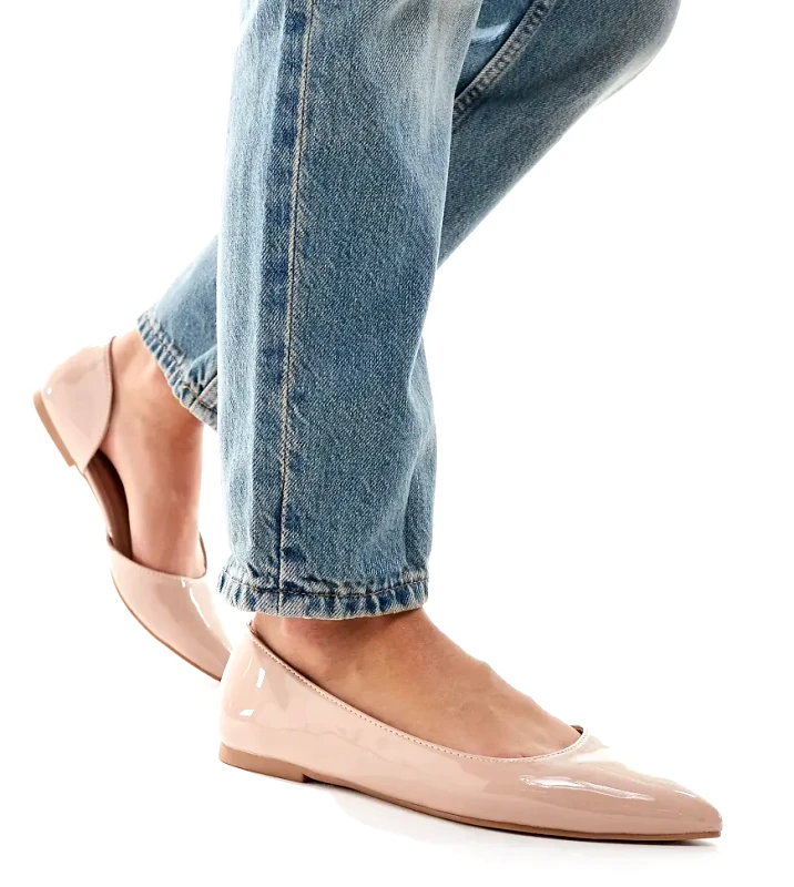 ASOS DESIGN ASOS DESIGN Wide Fit Virtue d'orsay pointed ballet flats in beige patent-Neutral