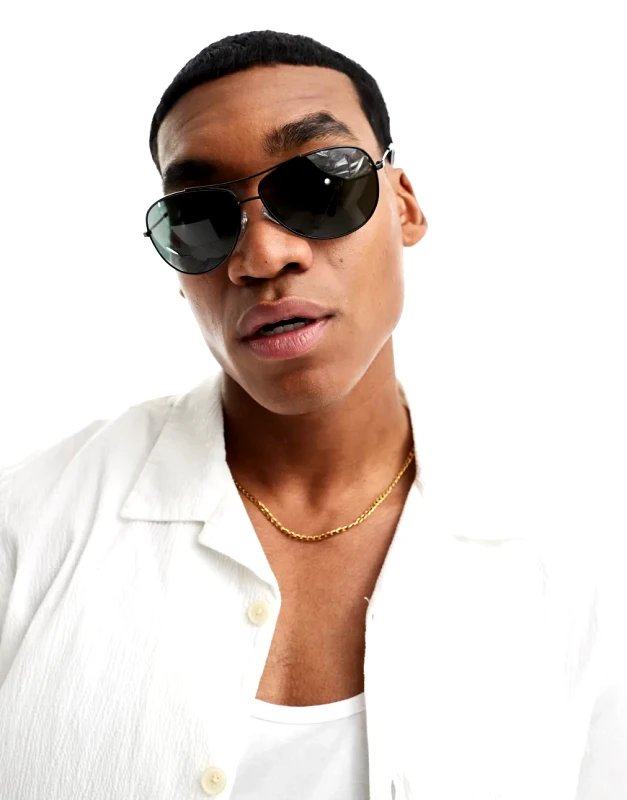 Ray-Ban Ray-Ban aviator sunglasses in black