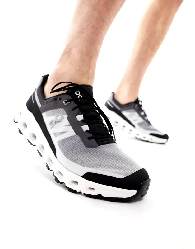 On Running ON Cloudvista trail running trainers in black white