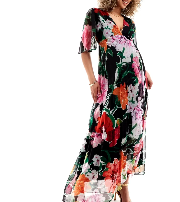 Hope & Ivy Maternity Hope & Ivy Maternity wrap maxi dress in black base floral