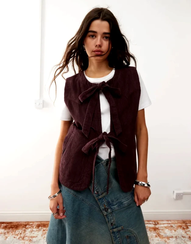 Reclaimed Vintage Reclaimed Vintage tie front cord top in burgundy-Blue