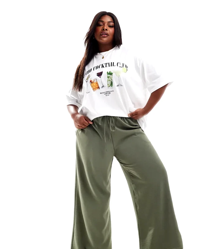 Yours Yours washed twill wide leg trousers in olive-Green