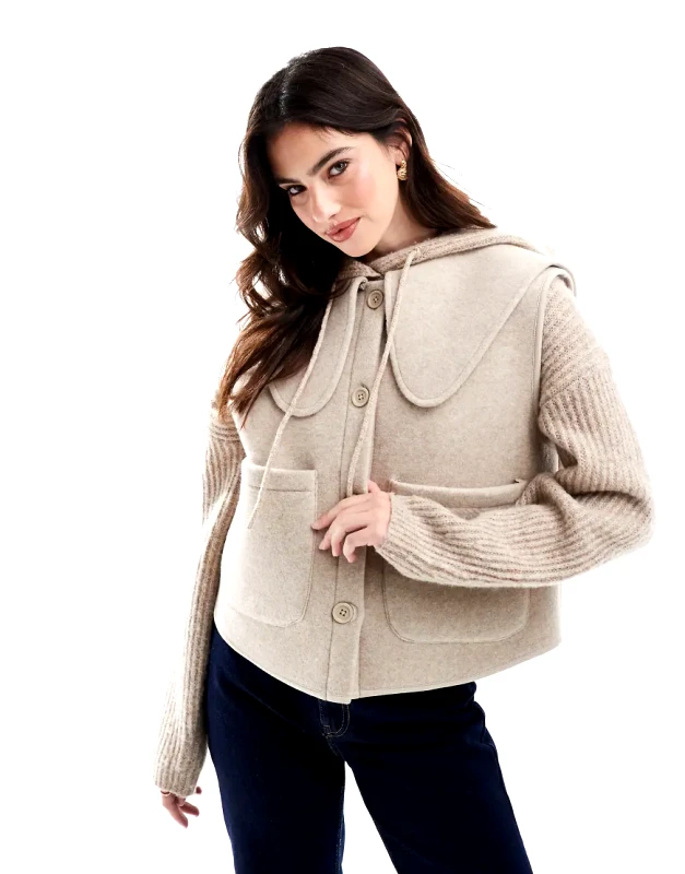 ASOS DESIGN ASOS DESIGN sleeveless peter pan collared button through gilet-Neutral