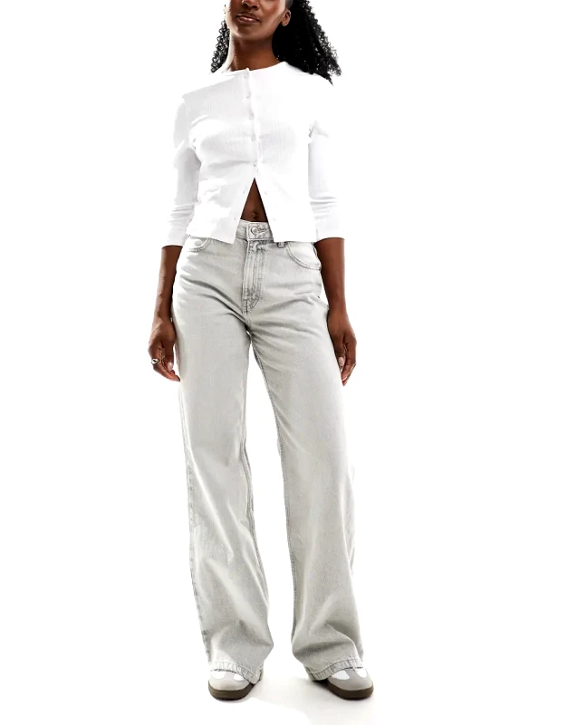 Pull&Bear Pull&Bear high rise wide leg jean in washed light grey