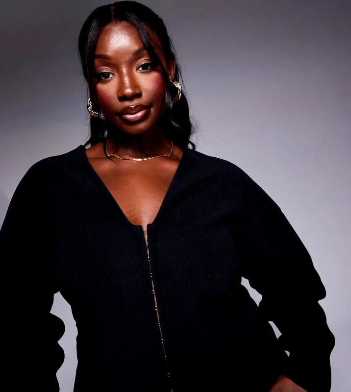 ASOS Curve ASOS DESIGN Curve ribbed balloon sleeve structured top in black