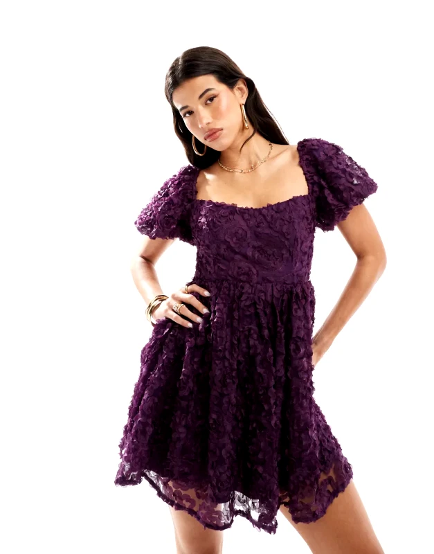 Love Triangle Love Triangle mini prom skater dress with tie back in 3D floral in plum-Purple
