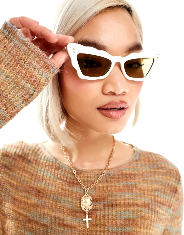 Aire AIRE gamma ray scallop sunglasses in white