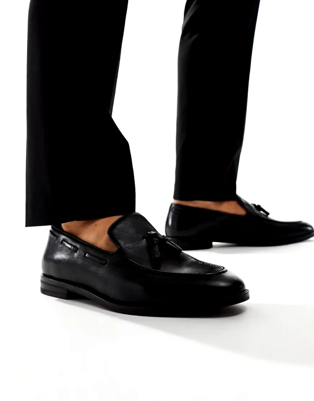 ASOS DESIGN ASOS DESIGN loafers in black leather with tassel