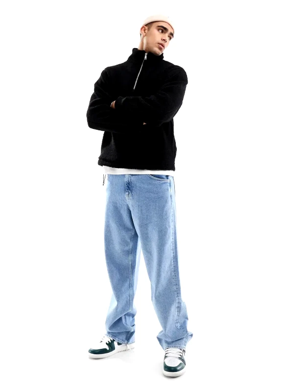 River Island River Island 1987 half zip fleece in black-White