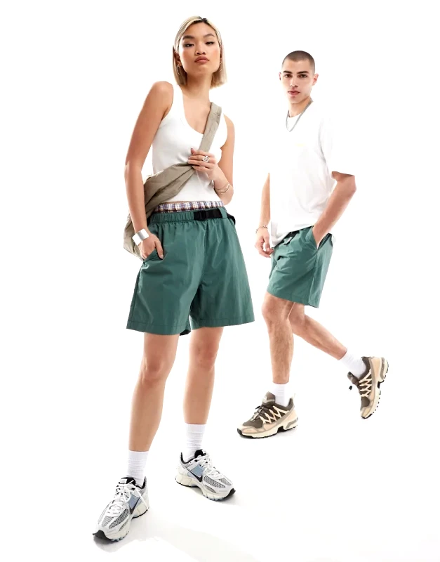 Dickies Dickies jackson tech nylon tape belt shorts in dark green- exclusive to asos