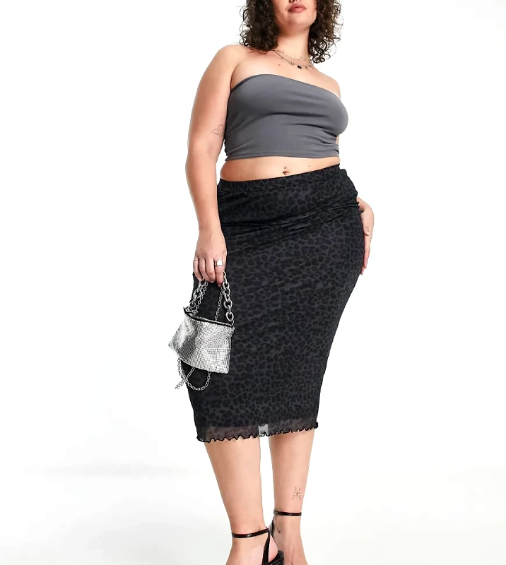 Urban Threads Curve Urban Threads Plus mesh midi skirt in leopard print-Black