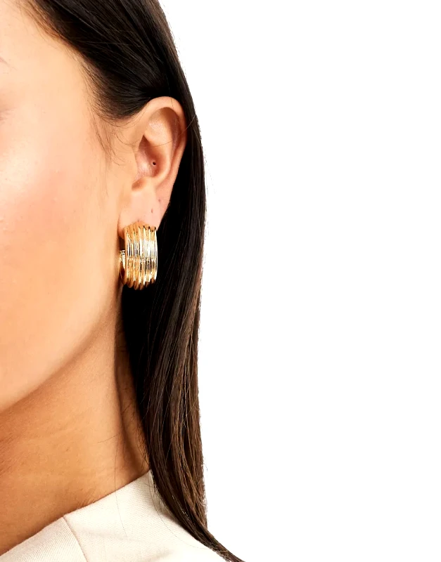 SVNX SVNX chunky hoop earrings in gold with inprinted texture
