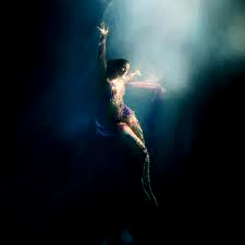 ELLIE GOULDING / HIGHER THAN HEAVEN - CD