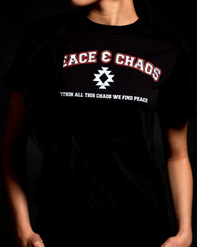 PEACE AND CHAOS Γυναικεία Κοντομάνικη Μπλούζα Peace And Chaos - Emblem