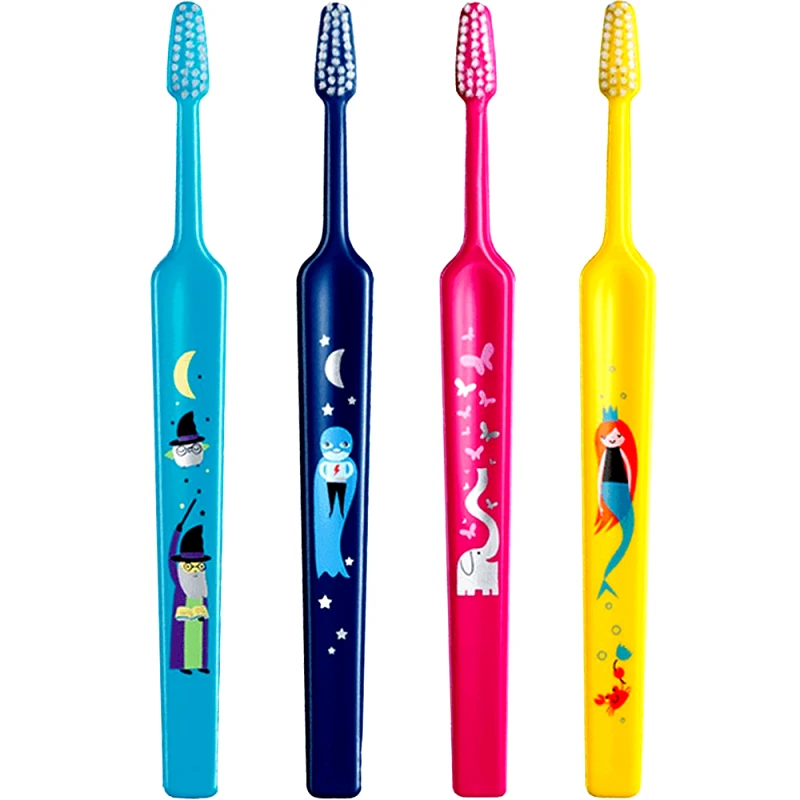 Tepe TePe Kids Extra Soft Toothbrush 0-3 Years Οδοντόβουρτσα με Μικρή Κωνική Κεφαλή & Πολύ Μαλακές Ίνες Κατάλληλη για τα Πρώτα Δόντια 4 Τεμάχια - Multicolor 2
