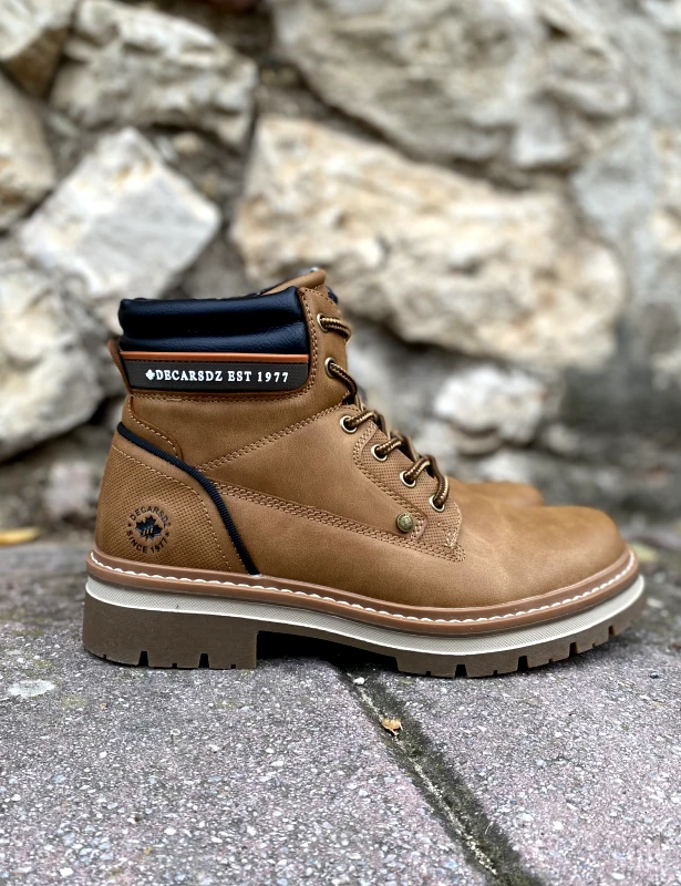 - Ανδρικά κάμελ αρβυλάκια με τρακτερωτή σόλα από δερματίνη EL0970C