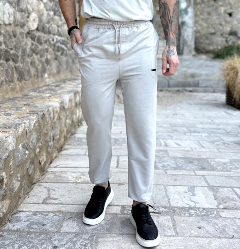 ESSENTIALS Ανδρική γκρι φόρμα με λάστιχο και λογότυπο στο πλάι ES302