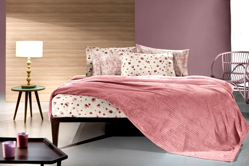 Guy Laroche Κουβέρτα Microfiber Velour Μονή Rombus Coral 160x220εκ. Guy Laroche (Ύφασμα: Microfiber, Χρώμα: Κοραλί , Μέγεθος: Μονά) - Guy Laroche - 5206480591259