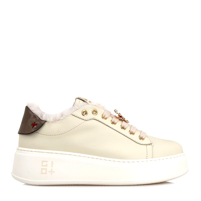 GIO+ CASUAL σχέδιο: T197A0983