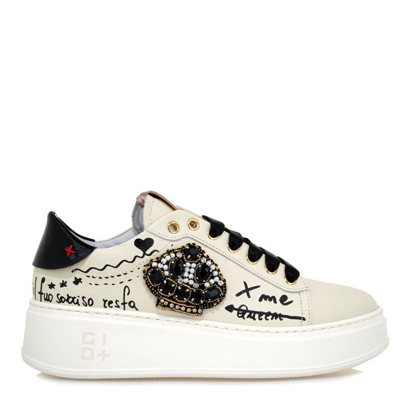 GIO+ CASUAL σχέδιο: U197A2783
