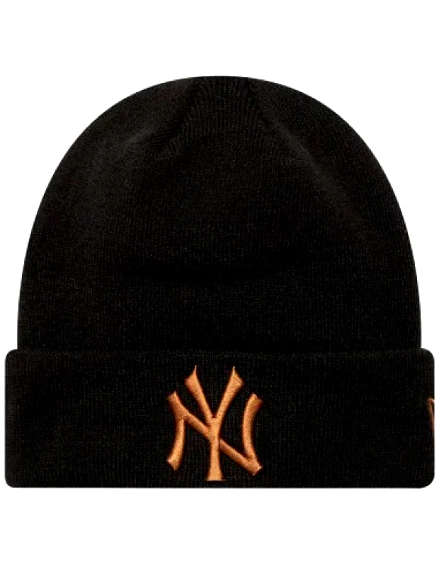 New Era New Era League Essential New York Yankees Beanie Hat 60580722