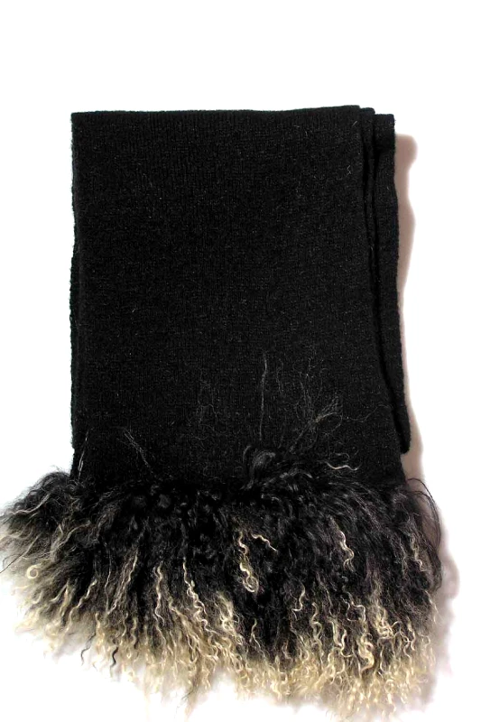 Κnitted Scarf With Fur