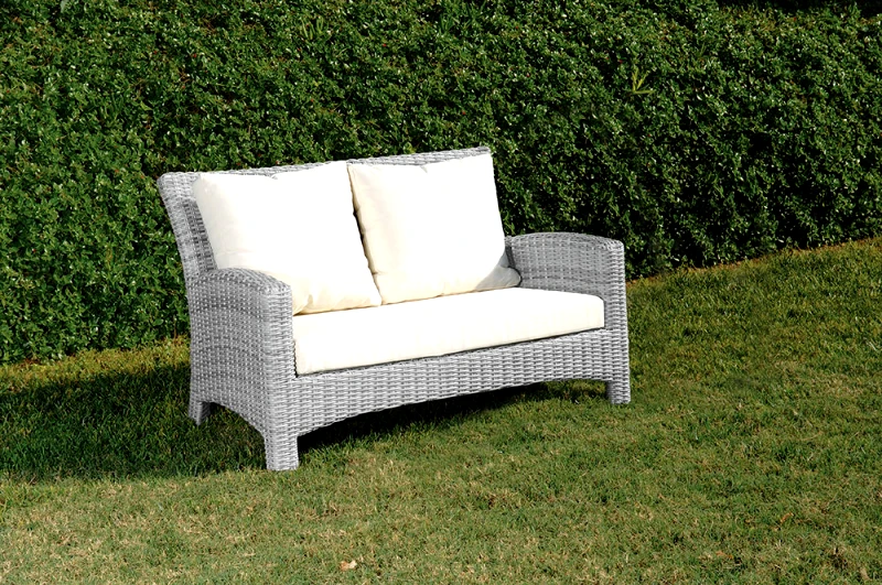 LIANOS Rattan Καναπές 2 Θέσεων Με Μαξιλάρια , 127 x 84 x 84(h)cm