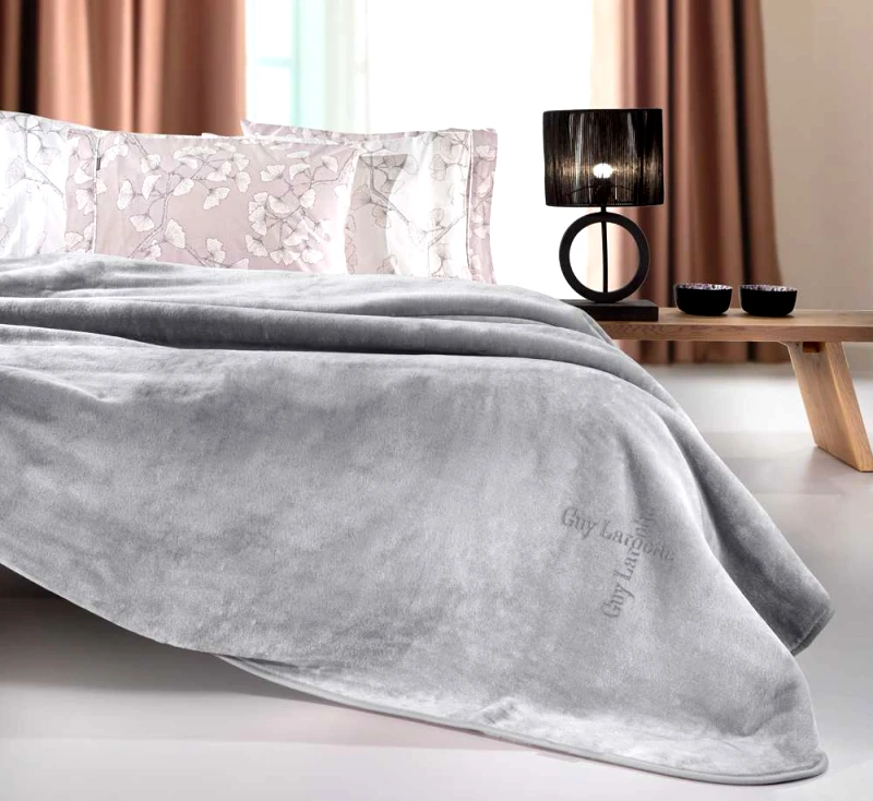 Guy Laroche Βελουτέ Κουβέρτα Logo Silver 220x240