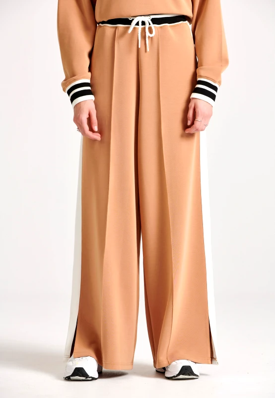 FUNKY BUDDHA Wide leg fit παντελόνι φόρμας με ρίγα στο πλάι