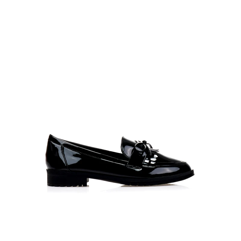 Tsoukalas Oxfords μαύρα λουστρίνι με ιδιαίτερη αγκράφα φιογκάκι ΜΑΥΡΟ