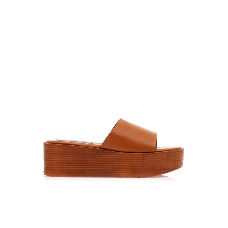 Tsoukalas Flatforms κάμελ δερματίνη με φαρδιά φάσα ΚΑΜΕΛ