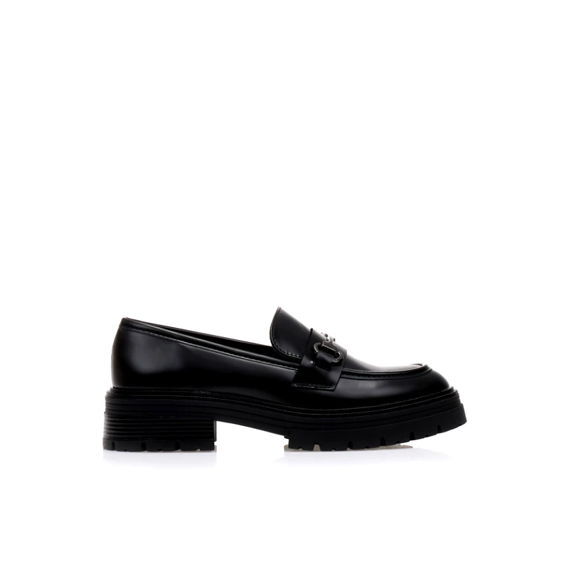 Tsoukalas Oxfords μαύρα δερματίνη με διακοσμητική αγκράφα ΜΑΥΡΟ