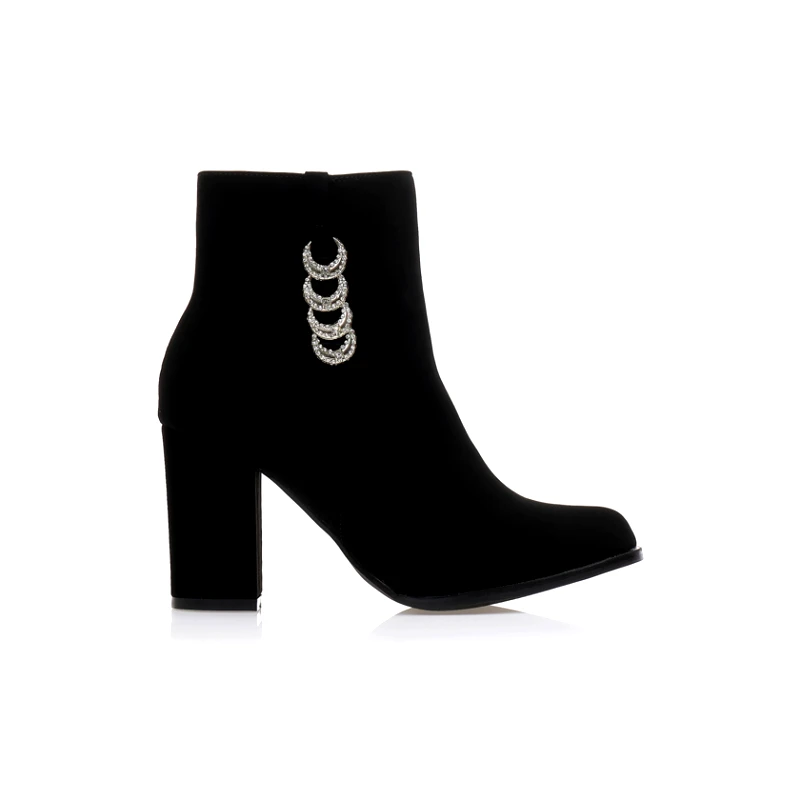 Tsoukalas Μποτάκια μαύρα σουέτ με διακοσμητικά κρικάκια από στρας ΜΑΥΡΟ