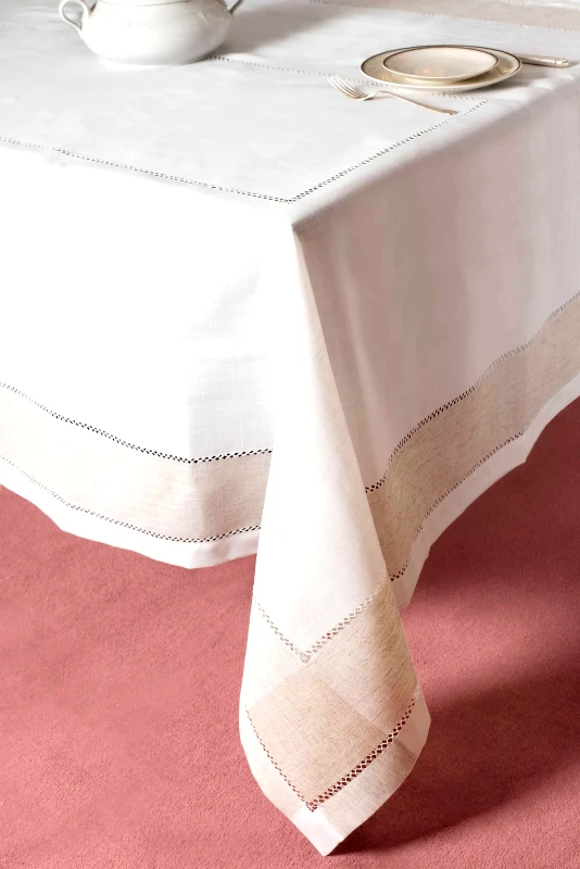 Silk Fashion Τραπεζομάντηλο Silk Fashion 813A