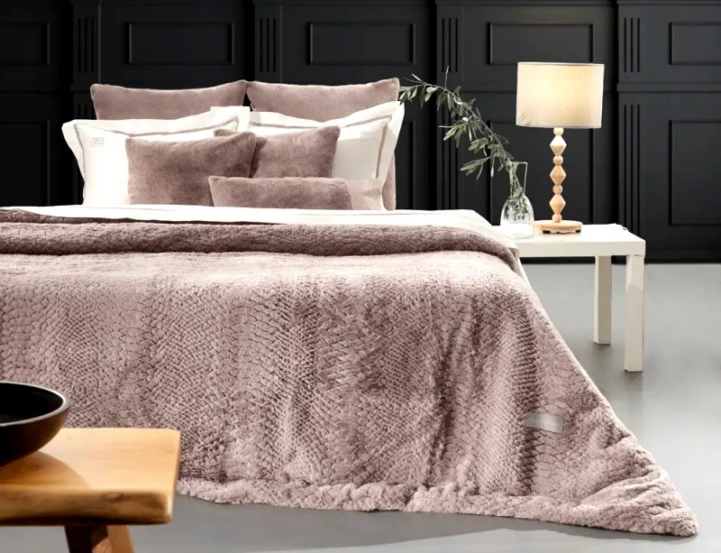 Guy Laroche Κουβέρτα Γούνινη Υπέρδιπλη Guy Laroche Crusty Old Pink 220x240