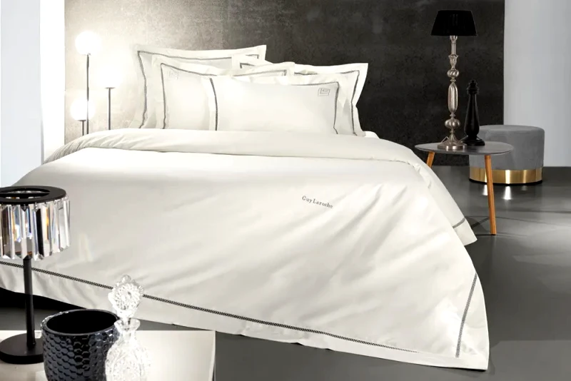Guy Laroche Σετ Παπλωματοθήκη King Size 3 Τεμαχίων Guy Laroche Blend Silver-Ivory 260x260