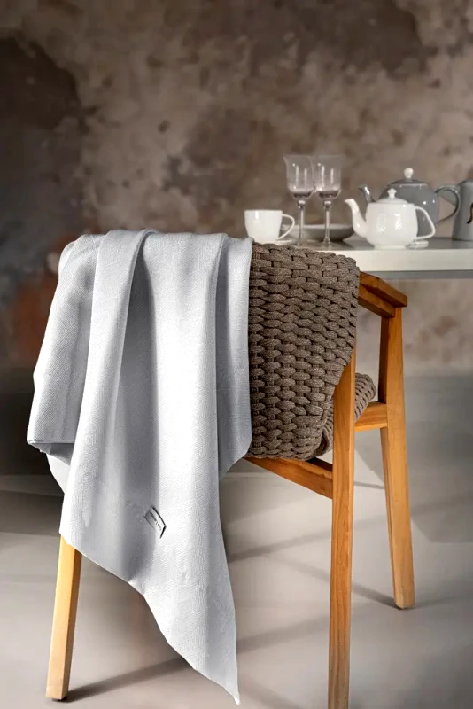 Guy Laroche Τραπεζομάντηλο Guy Laroche Motion Silver 160x320