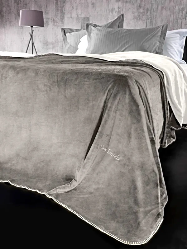 Guy Laroche Σετ Κουβέρτα Υπέρδιπλη 2 Τεμαχίων Guy Laroche Velvet Vison 220x240