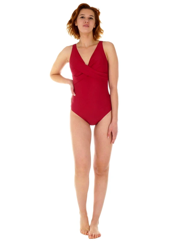 gsecret Γυναικείο ολόσωμο μαγιό μονόχρωμο με αποσπώμενη επένδυση ρυθμιζόμενες τιράντες και slip κανονική γραμμή.Καλύπτει C-D CUP ΜΠΟΡΝΤΩ